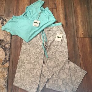 NWT Cariloha Bamboo Sleepware Matching Pajama set